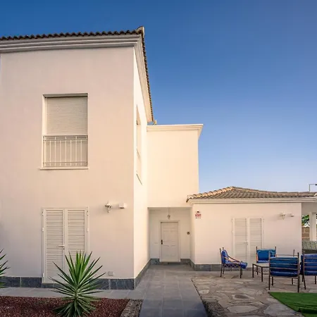 Madronal Tenerife South * אדחה