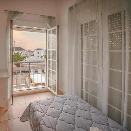 Madronal Tenerife South * Costa Adeje (Tenerife)